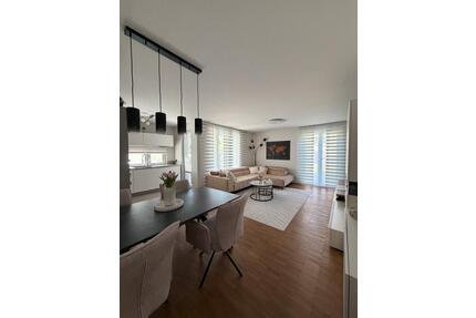 Moderne 2-Zimmerwohnung mit schöner Terrasse und Stellplatz - Rastatt