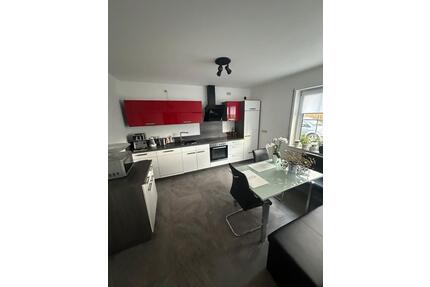 Bitburg Matzen helle 2,5 ZKB Wohnung + EBK, 2 Stellplatz, Terasse