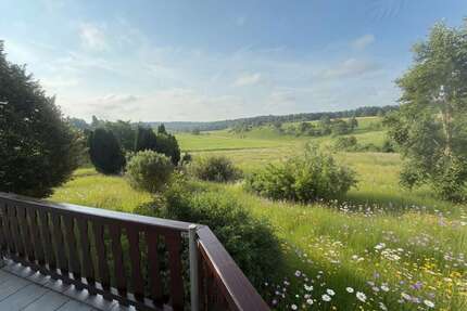 Haus zum Mieten in Waldenburg 2.200,00 € 249 m²