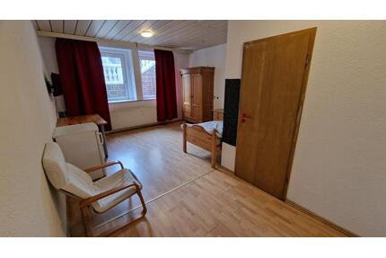 Zimmer in Doppelapartment (1) - 250,00&nbsp;EUR Kaltmiete, ca.&nbsp; 27,00&nbsp;m&sup2; in Coburg (PLZ: 96450)