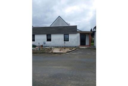 Zu verkaufen Wohnhaus - 175.000,00&nbsp;EUR Kaufpreis, ca.&nbsp; 100,00&nbsp;m&sup2; in Bernsdorf (PLZ: 02994)