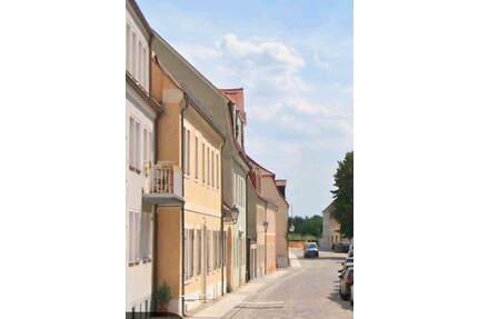 3-Raum Wohnung - 555,00&nbsp;EUR Kaltmiete, ca.&nbsp; 75,79&nbsp;m&sup2; in Mühlberg/Elbe (PLZ: 04931)