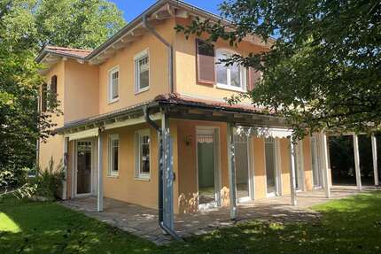 Haus zum Kaufen in Teltow 780.000,00 € 170 m²