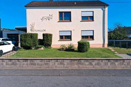 Freistehendes Einfamilienhaus Zweifamilienhaus in Herforst - Speicher