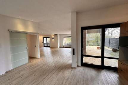 Haus zum Kaufen in Bad Rappenau Babstadt 589.000,00 € 270 m²