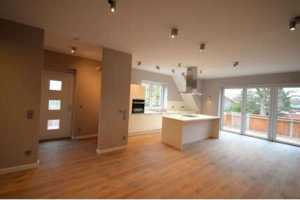 Wohnung zum Mieten in Burgwedel 1.585,00 € 147.45 m²