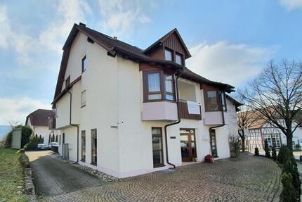 Helle 3-Zimmer-Wohnung mit Stellplatz und Seenähe – Wohnen mit hoher Lebensqualität - Gaienhofen