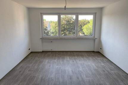 Vermietete 3-Zimmer-Wohnung mit Wertsteigerungspotential - Helmstedt