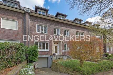 Haus zum Mieten in Krefeld 3.200,00 € 256 m²