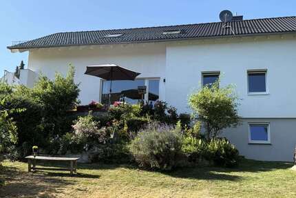 Haus zum Kaufen in Niedernhausen-Engenhahn 749.000,00 € 189 m²