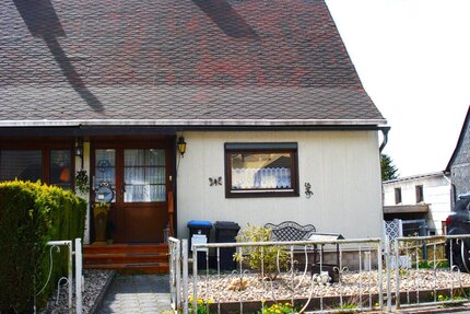 Saalfeld-Schmiedefeld, Doppelhaushälfte