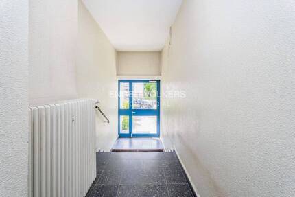Sehr gepflegtes Wohn- und Geschäftshaus in ruhiger Sackgasse - Berlin Lichterfelde