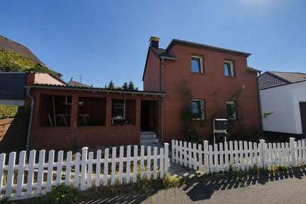Haus zum Mieten in Sankt Augustin Buisdorf 1.400,00 € 80 m² - Sankt Augustin / Buisdorf