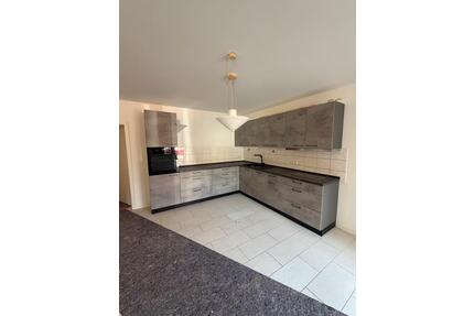 2 Zimmer Wohnung ** Erstbezug nach Sanierung ** EBK ** 64720 ** - Michelstadt