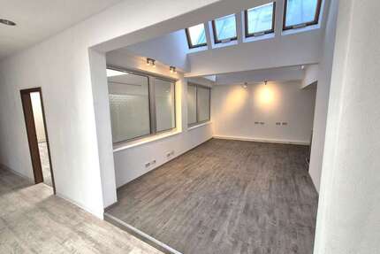 Büro in Homburg 1.250,00 € 220 m²