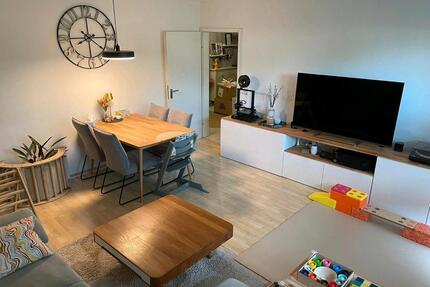 Schöne 2-ZIMMER-WOHNUNG - 780,00&nbsp;EUR Kaltmiete, ca.&nbsp; 72,00&nbsp;m&sup2; in Burscheid (PLZ: 51399)