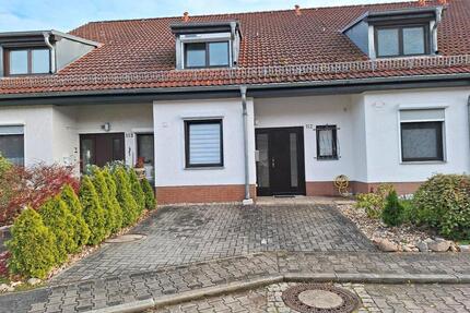 Reihenmittelhaus - 310.000,00&nbsp;EUR Kaufpreis, ca.&nbsp; 104,00&nbsp;m&sup2; in Schorfheide (PLZ: 16244)
