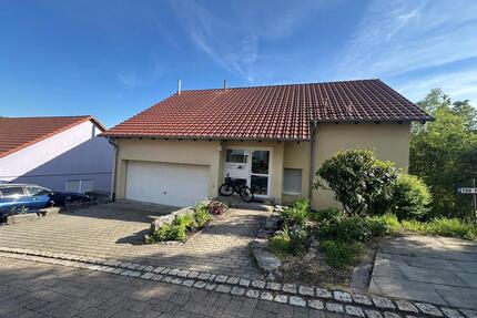 4 12 Zimmer Wohnung - Niederstetten