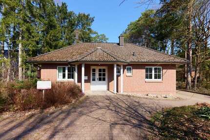 Haus zum Kaufen in Buchholz in der Nordheide Holm-Seppensen 495.000,00 € 218 m² - Buchholz in der Nordheide / Holm-Seppensen