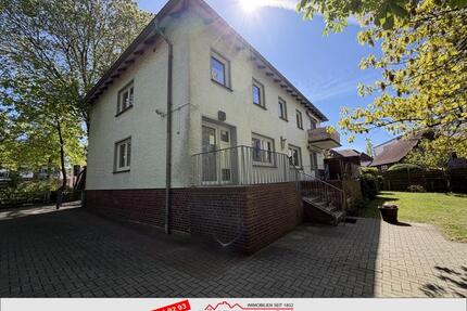 Helle 3-Zimmer-Wohnung mit Loggia und Einbauküche in guter Stadtlage ! - Rotenburg (Wümme)