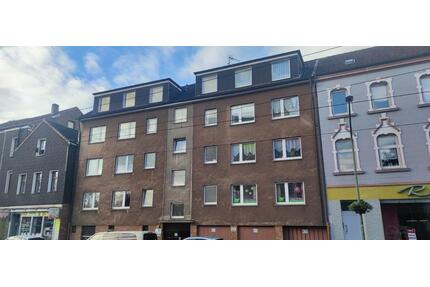 Hübsche 2,5 Zimmer Dachgeschosswohnung mit Balkon in Essen-Katernberg