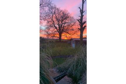 schöner BungalowReihenendhaus mit großem Garten - Rhauderfehn