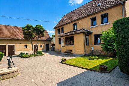 Großes Haus mit 2 Wohneinheiten & Garten nahe Geiseltalsee - Querfurt