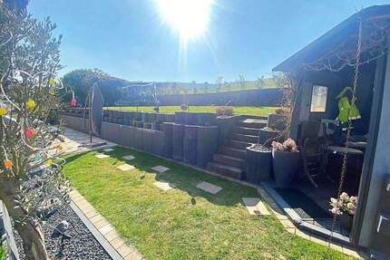 Großzügige 4-Zimmer-Wohnung mit Garten – Wohnen mit Hauscharakter in Sommerkahl