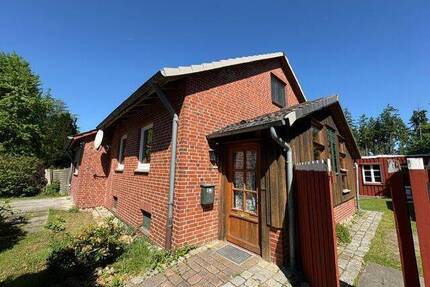 Sanierungsbedürftiges Haus mit drei Wohneinheiten in Schneverdingen-Ehrhorn
