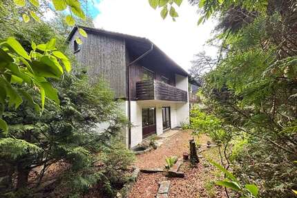 Haus zum Kaufen in Pullach im Isartal 1.190.000,00 € 125.24 m²