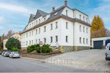 Haus zum Kaufen in Neukirchen 351.000,00 € 323.1 m²