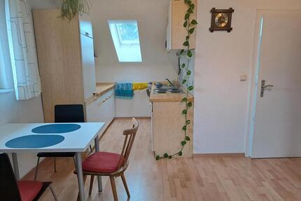 Geräumige 2,5 Zimmerwohnung - 550,00&nbsp;EUR Kaltmiete, ca.&nbsp; 54,00&nbsp;m&sup2; in Uttenreuth (PLZ: 91080)