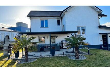 Modernes Ein bis Zweifamilienhaus - Diez