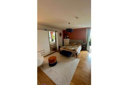 Teilmöbliertes WG- Zimmer mit Privatbad - Düsseldorf Stadtbezirk 5