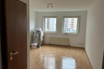 Helle, zentrale 1-Zimmer Wohnung Ludwigshafen Mitte - Top Rendite - Ludwigshafen am Rhein