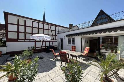 Haus zum Kaufen in Lohr 895.000,00 € 245 m²