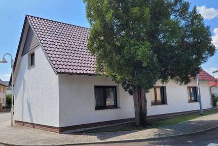 Haus zum Kaufen in Gorden-Staupitz 169.000,00 € 120 m²