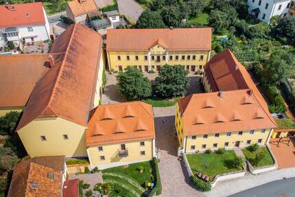 Wohnen mit Hofcharme: 2-Zimmer-Wohnung mit Terrasse in Zadel - Klipphausen