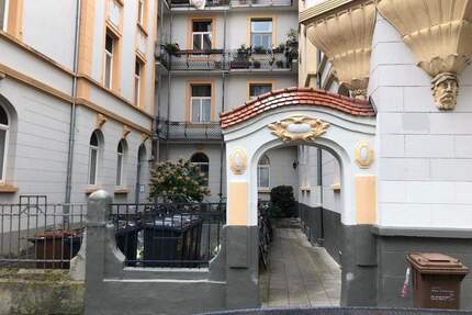 KS-Vorderer Westen Altbauflair: 3-4 Zimmer, Küche, Bad- Whg., Balkon - Kassel