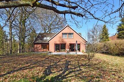 Haus zum Kaufen in Wohltorf 1.250.000,00 € 242 m²