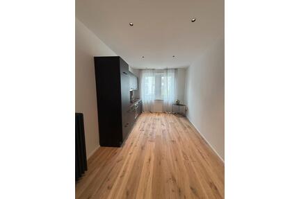 Neu renovierte und kernsanierte 2,5 ZKB im Herzen v. SB - Saarbrücken Eschberg