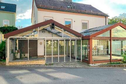 Haus zum Kaufen in Coburg 292.000,00 € 229 m²