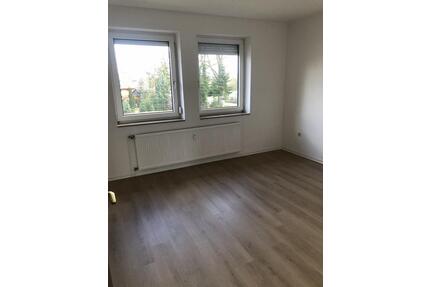 Helle, renovierte 2 Zimmer Wohnung mit Balkon in Gifhorn Kästorf