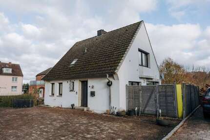Haus zum Kaufen in Bad Schwartau 398.000,00 € 120.34 m²