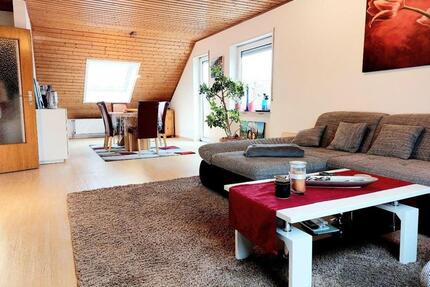 Helle 3 ZKB-Wohnung in bester Lage von Dudenhofen mit offenem Essbereich, Badewanne und Süd-Balkon