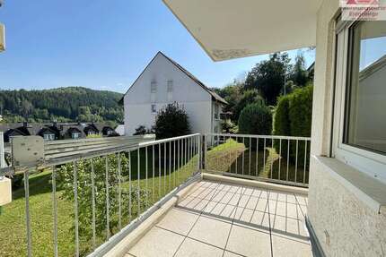 Wohnung zum Kaufen in SchwarzenbergErzgebirge Bermsgrün 75.000,00 € 78.52 m² - Schwarzenberg/Erzgebirge / Bermsgrün