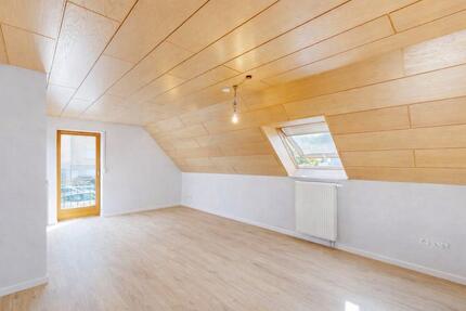 3 Zimmer OG Wohnung - Erstbezug nach Renovierung - Ochsenfurt