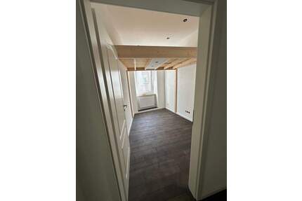 Frei ab sofort – 4-Zimmer-Wohnung in guter Lage mit Busanbindung, ideal auch für eine 4er-WG - Trier Innenstadt