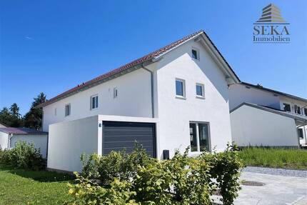 Wohnglück für die Familie - Doppelhaushälfte mit Garten und Garage - Osterhofen Altenmarkt