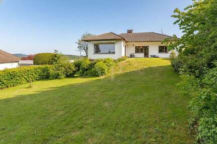 Haus zum Kaufen in Usingen 490.000,00 € 172 m²